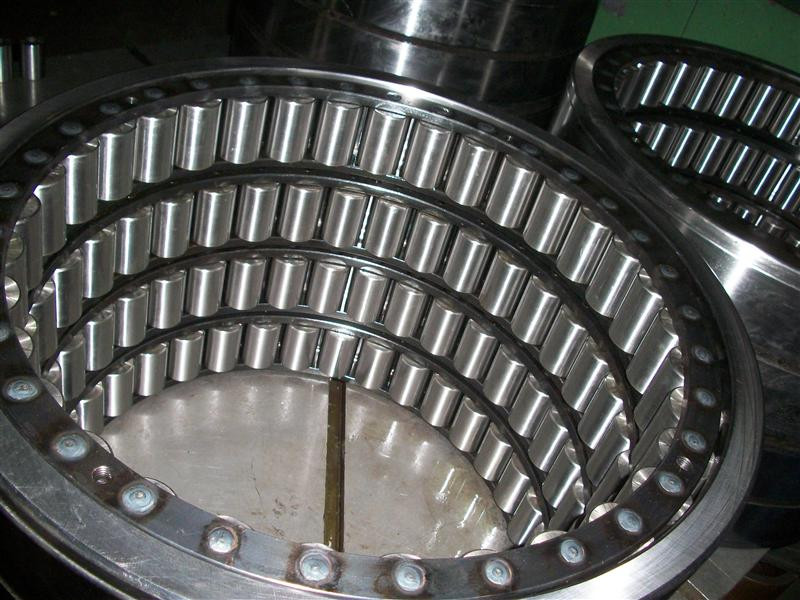 Four row cylindrical roller bearings FCDP64104475/YA6